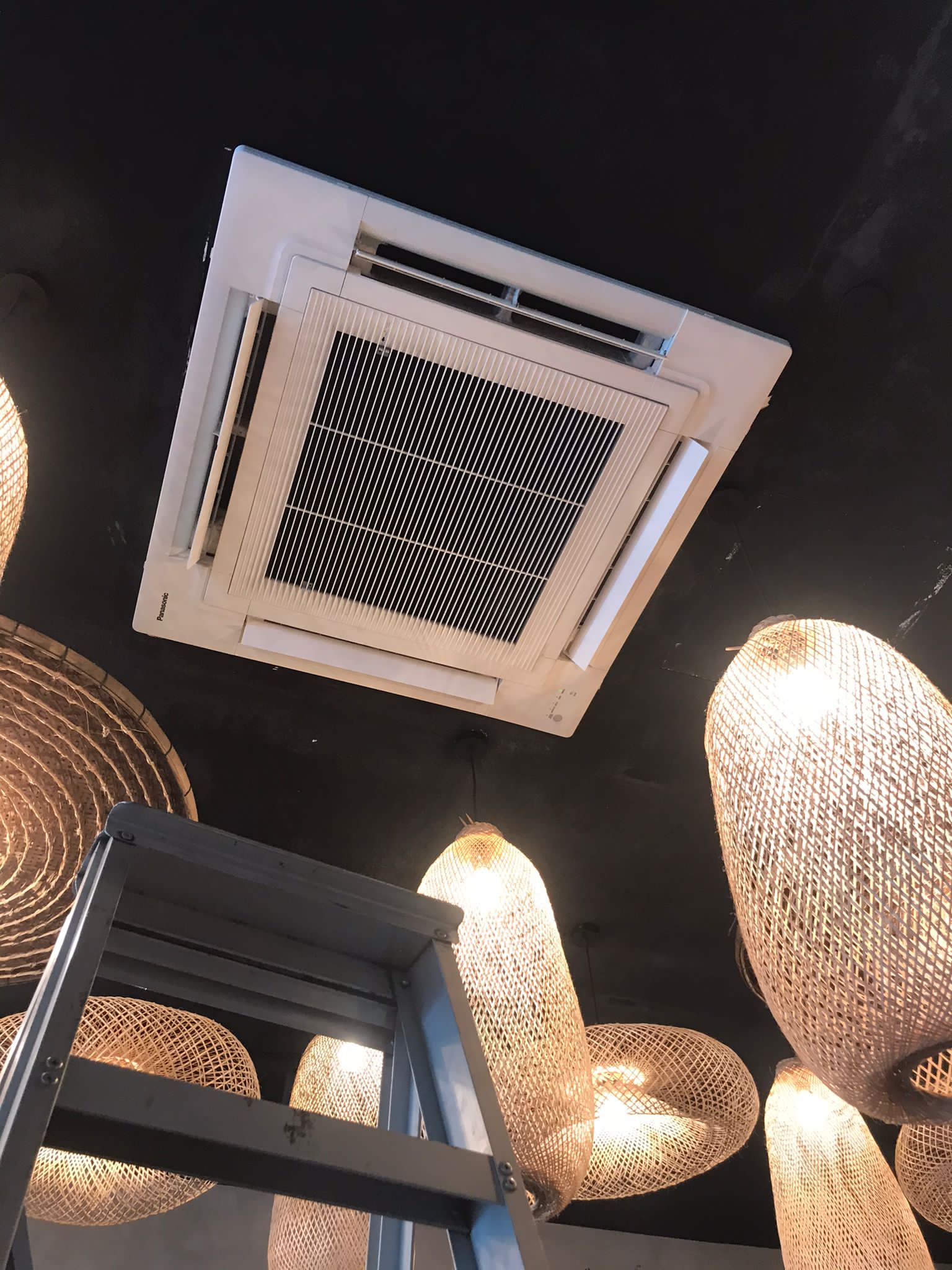 Overhaul ceiling cassette