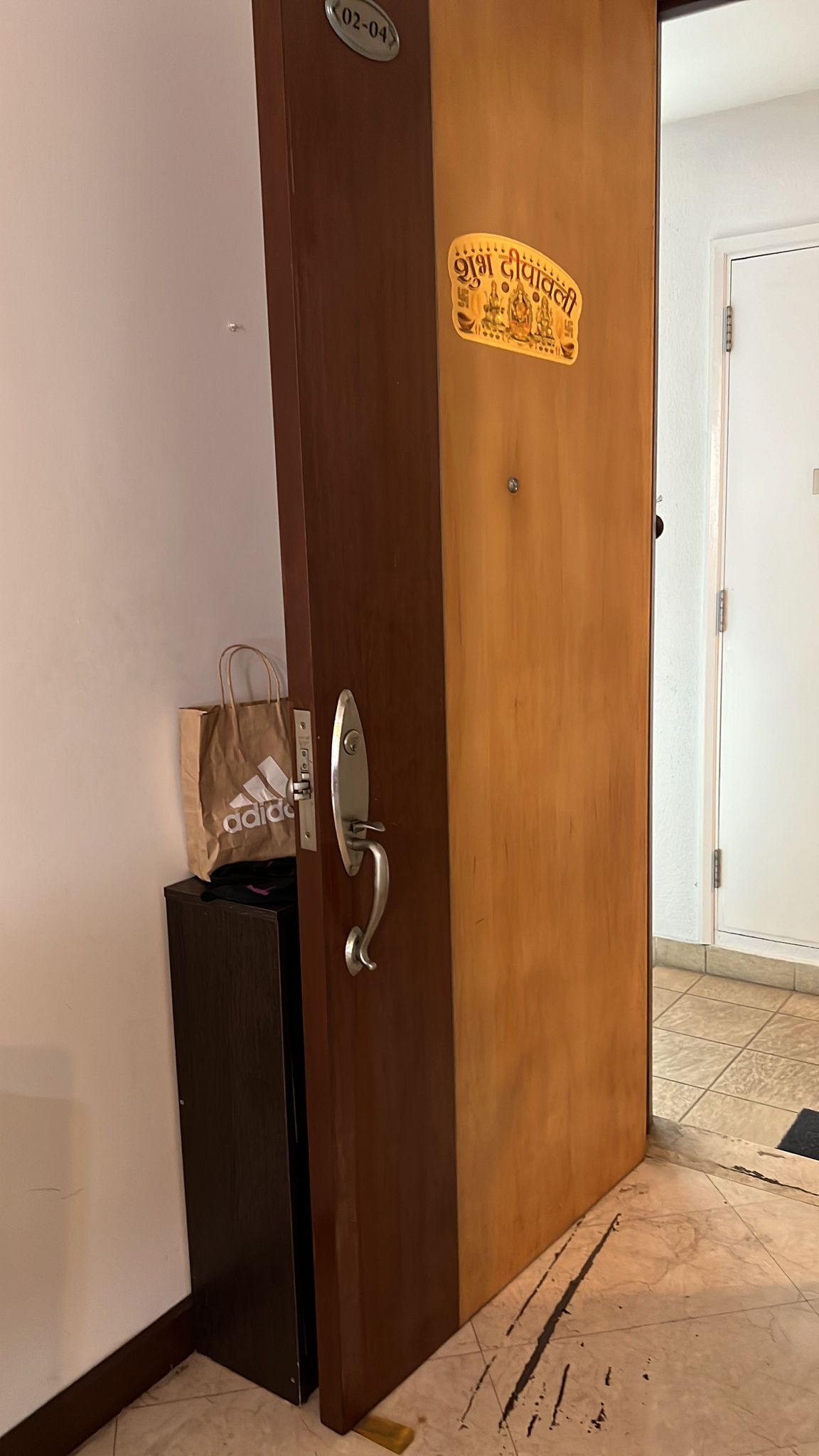 Repair lock for main door