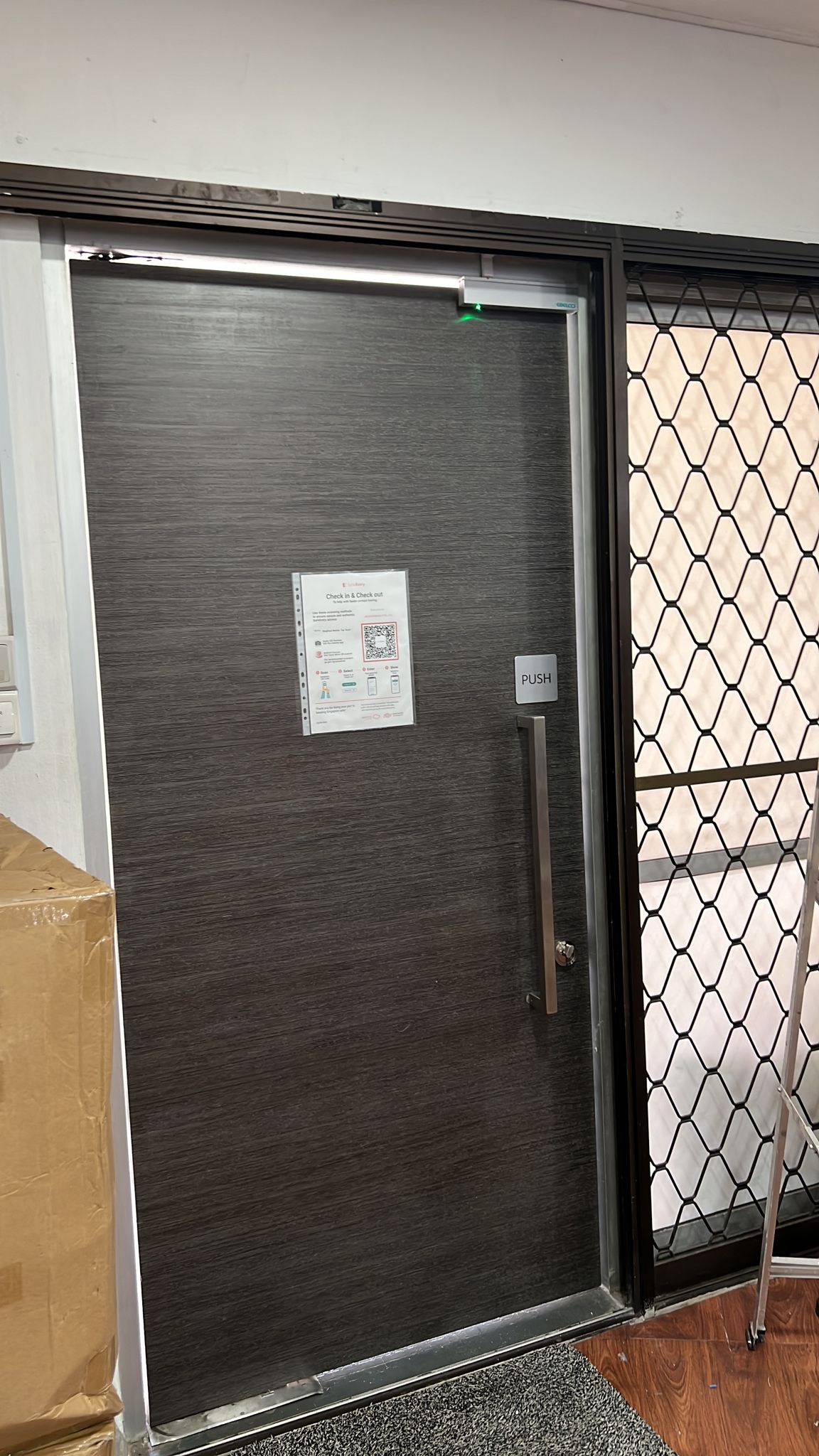 Replace EM lock (Magnet) for door
