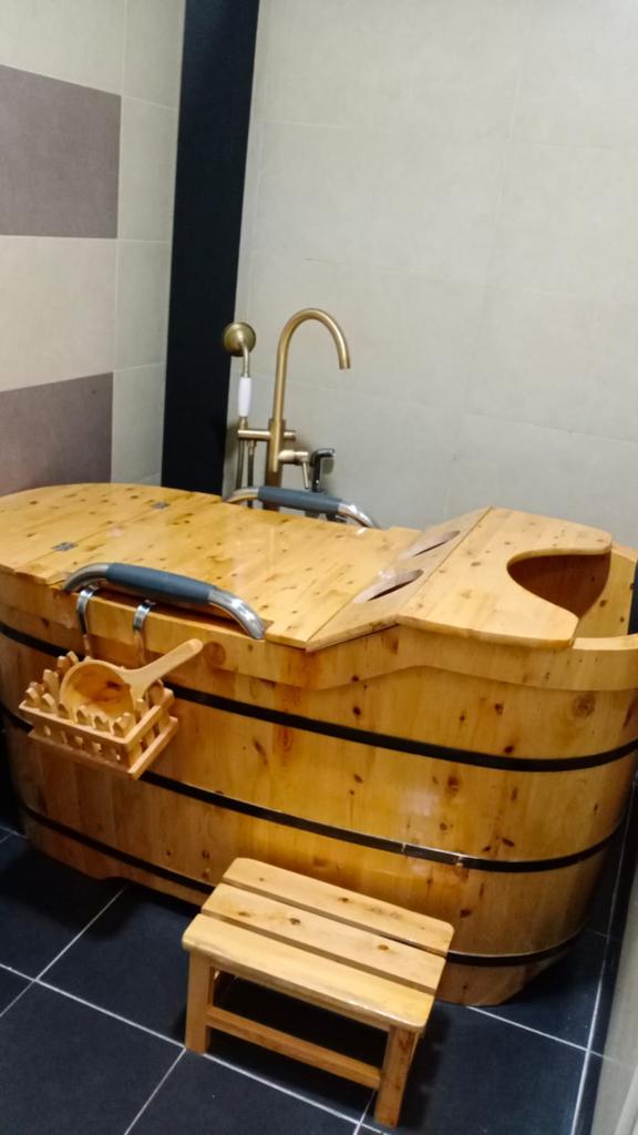 Water pipe and tap modify and installation stand faucet and massage